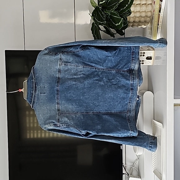 Jean jacket - Picture 3 of 3